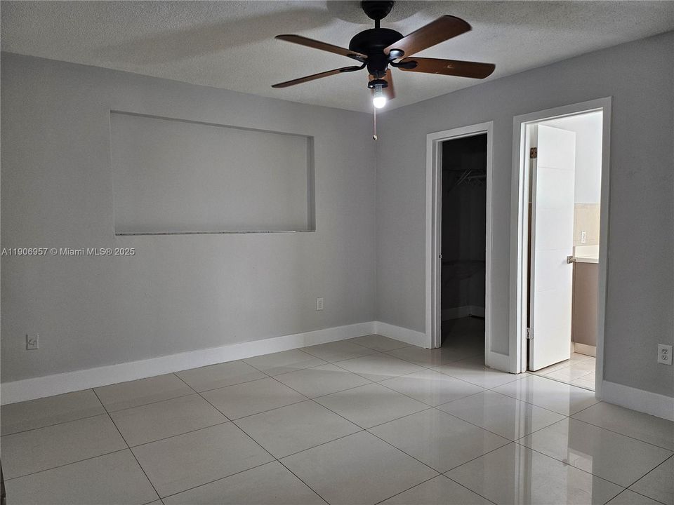 En Renta: $3,300 (3 camas, 2 baños, 1980 Pies cuadrados)