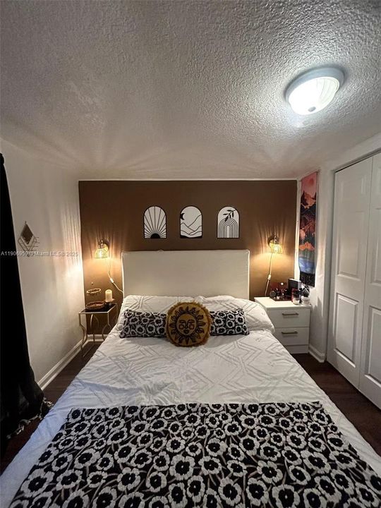 出租: $2,550 (3 贝兹, 1 浴室, 0 平方英尺)