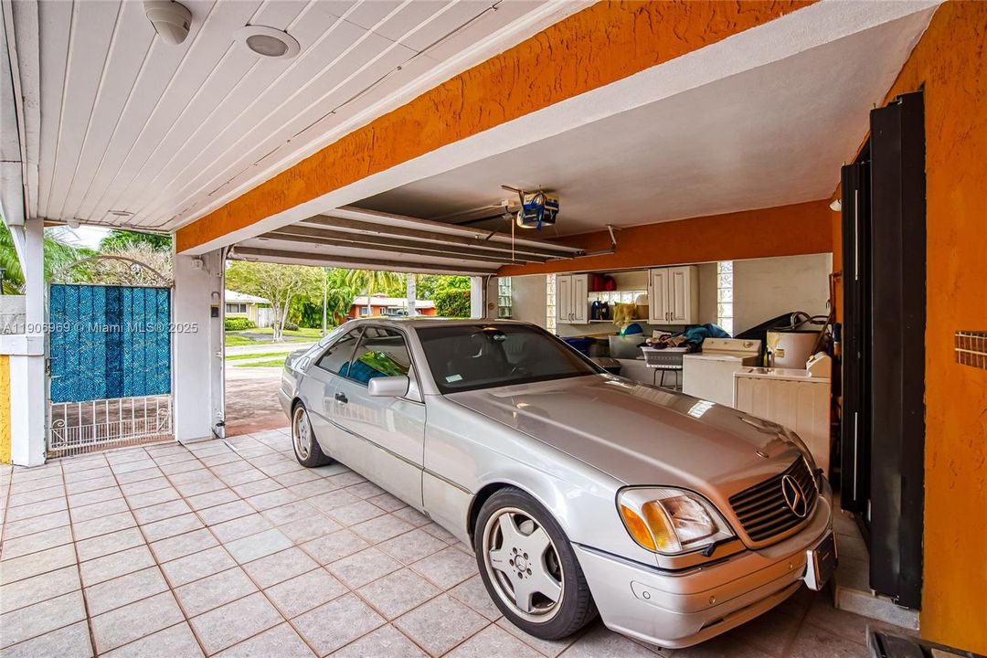 For Rent: $5,500 (3 beds, 2 baths, 1624 Square Feet)