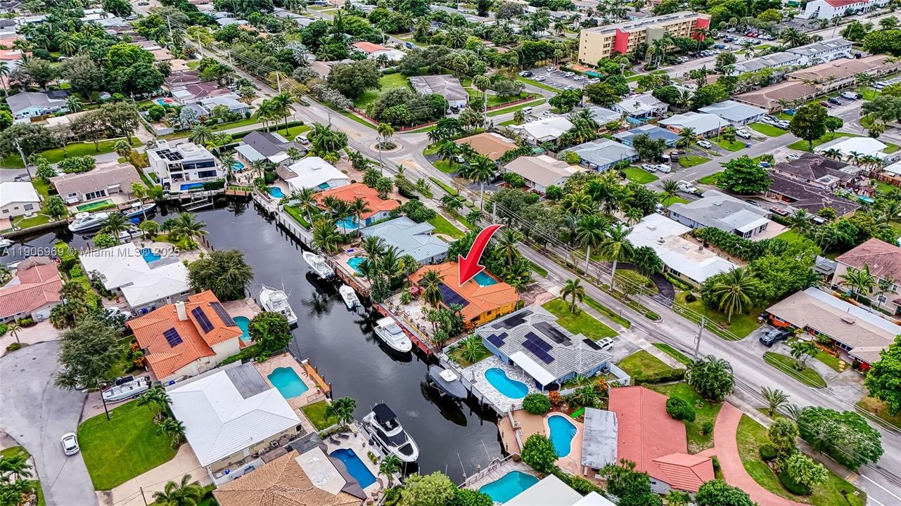 For Rent: $5,500 (3 beds, 2 baths, 1624 Square Feet)