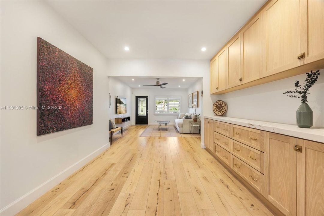 En Venta: $1,850,000 (3 camas, 2 baños, 1661 Pies cuadrados)