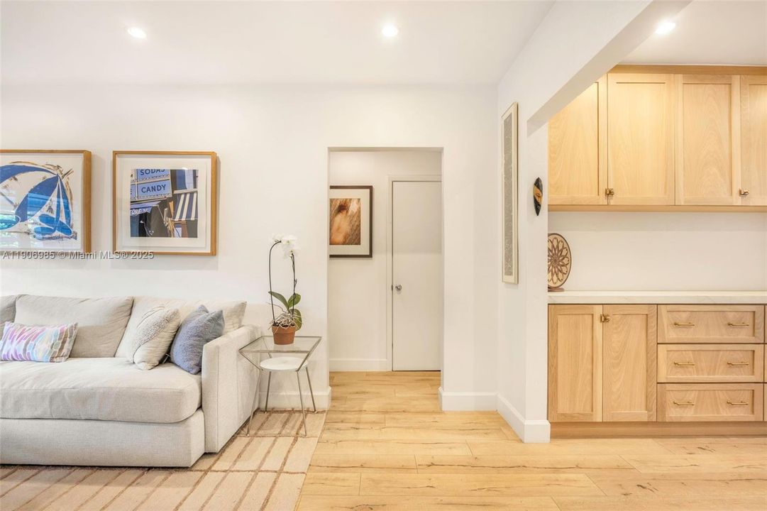 En Venta: $1,850,000 (3 camas, 2 baños, 1661 Pies cuadrados)