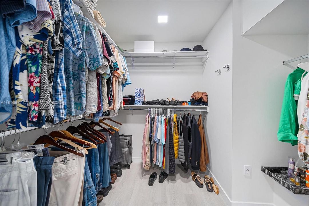 待售: $799,900 (3 贝兹, 2 浴室, 1440 平方英尺)