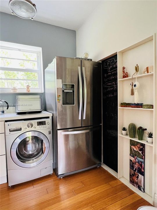 For Rent: $2,800 (1 beds, 1 baths, 603 Square Feet)