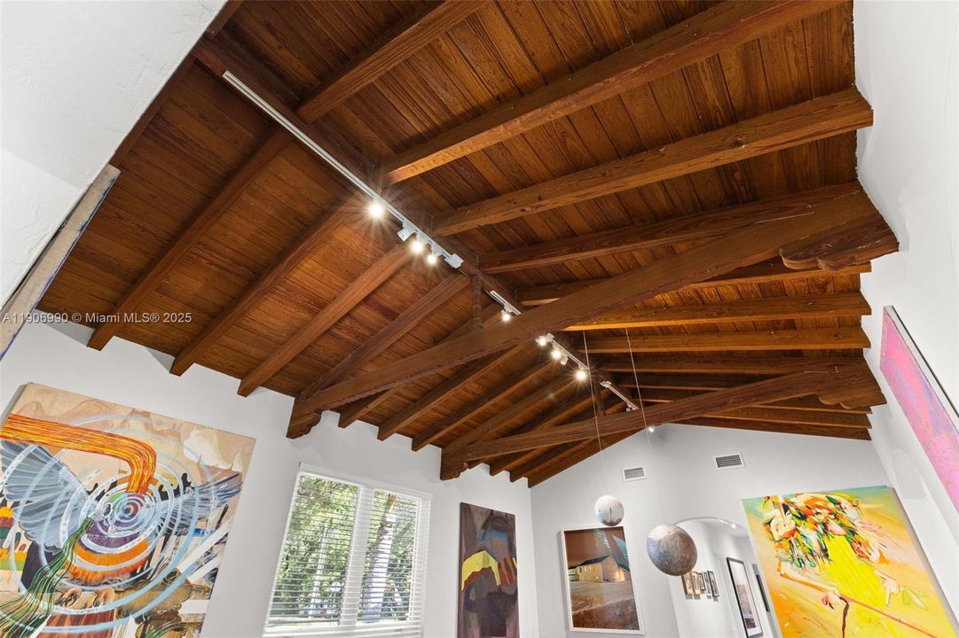 Beautiful wooden, vaulted ceiling