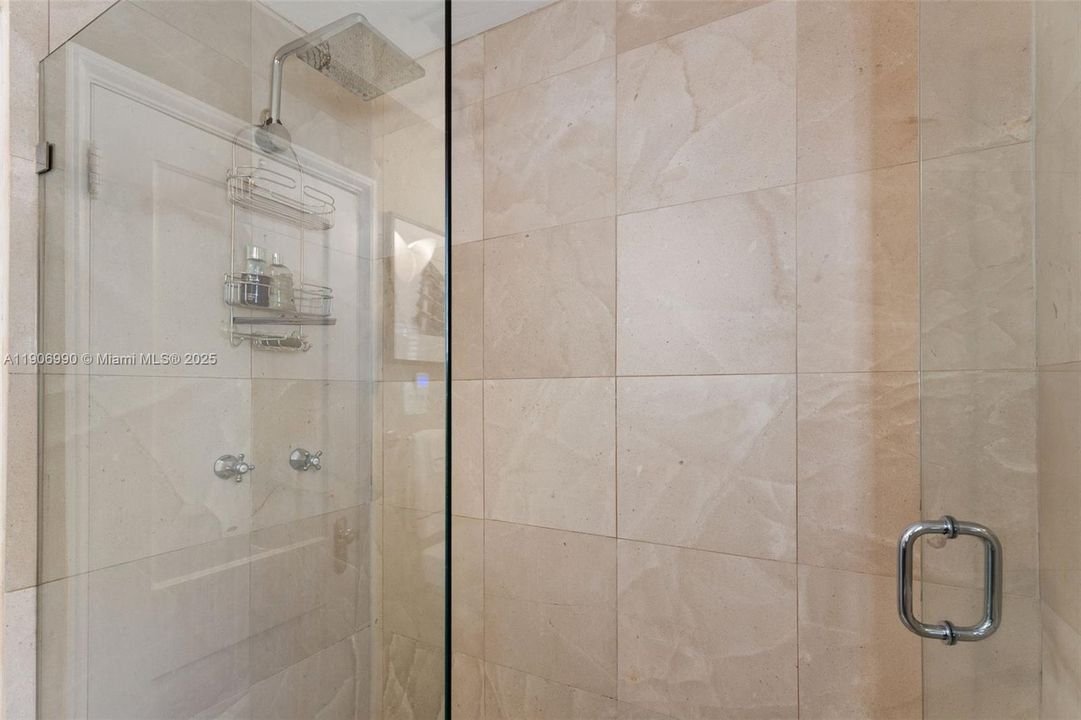 Active With Contract: $1,975,000 (3 beds, 2 baths, 2312 Square Feet)