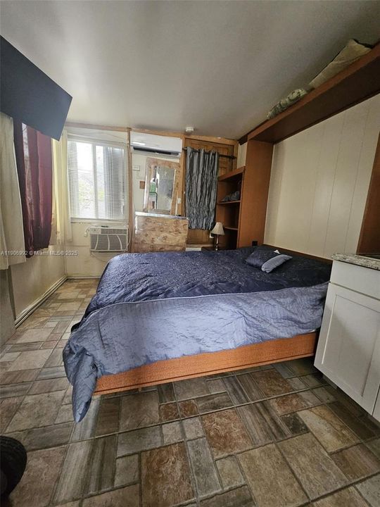 待售: $205,000 (3 贝兹, 3 浴室, 954 平方英尺)