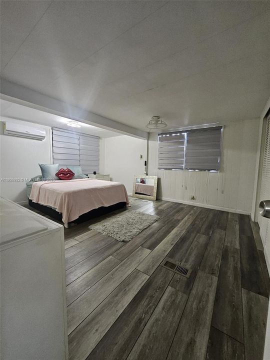 待售: $205,000 (3 贝兹, 3 浴室, 954 平方英尺)