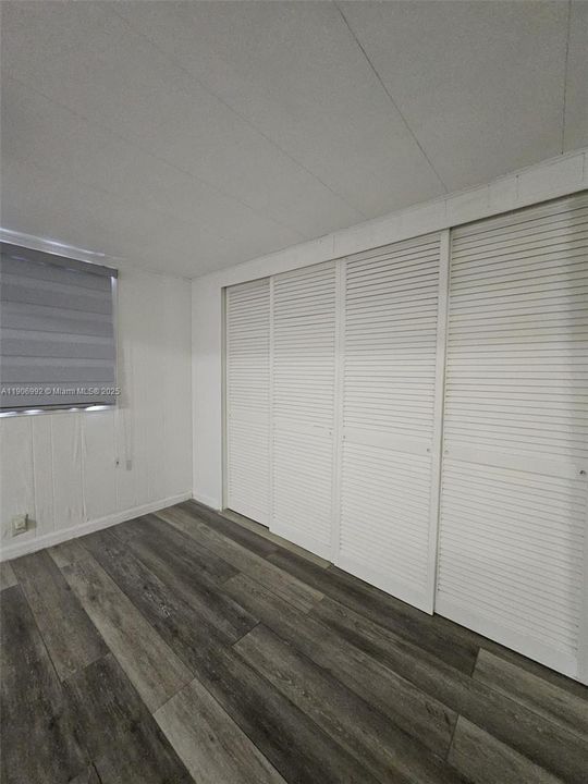 待售: $205,000 (3 贝兹, 3 浴室, 954 平方英尺)