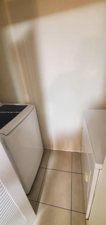 IN UNIT WASHER & DRYER