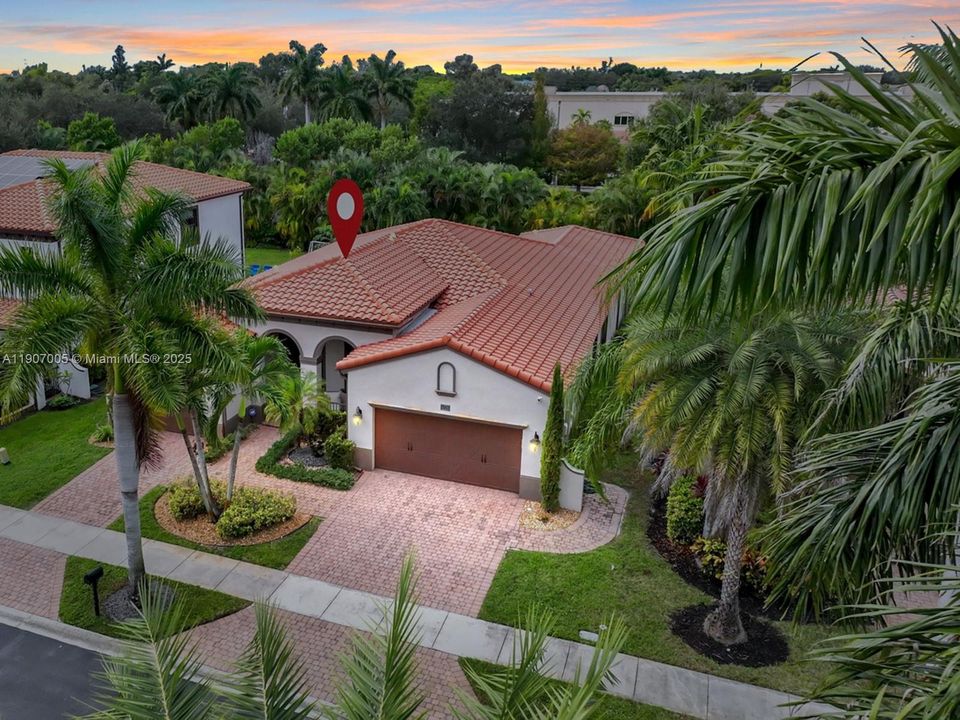 待售: $1,195,000 (4 贝兹, 3 浴室, 2480 平方英尺)