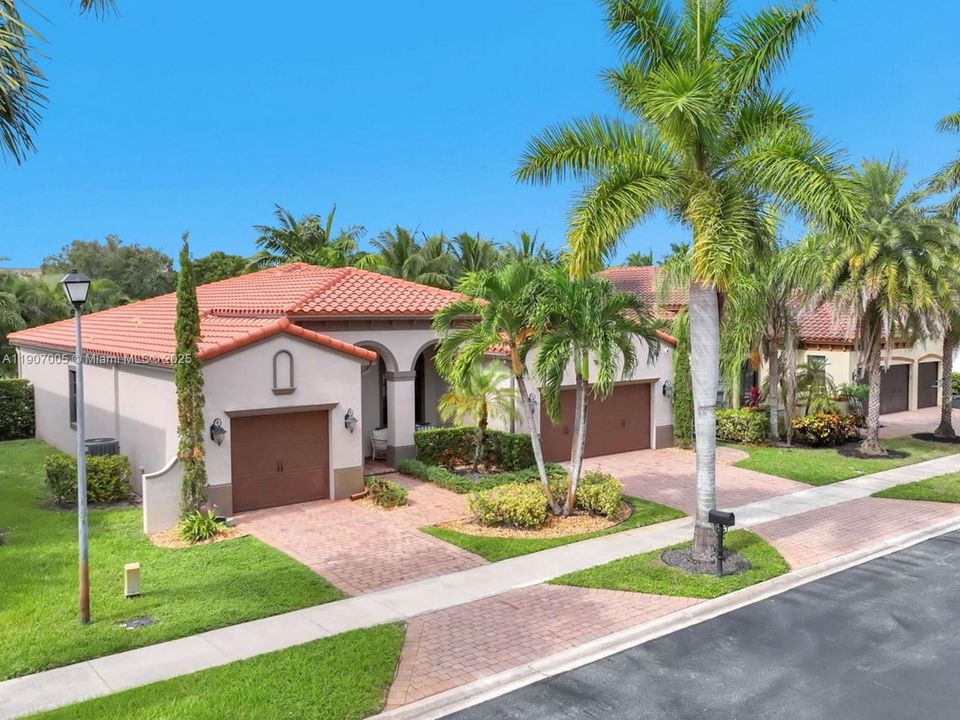 待售: $1,195,000 (4 贝兹, 3 浴室, 2480 平方英尺)