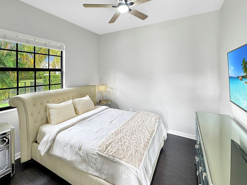 待售: $1,195,000 (4 贝兹, 3 浴室, 2480 平方英尺)