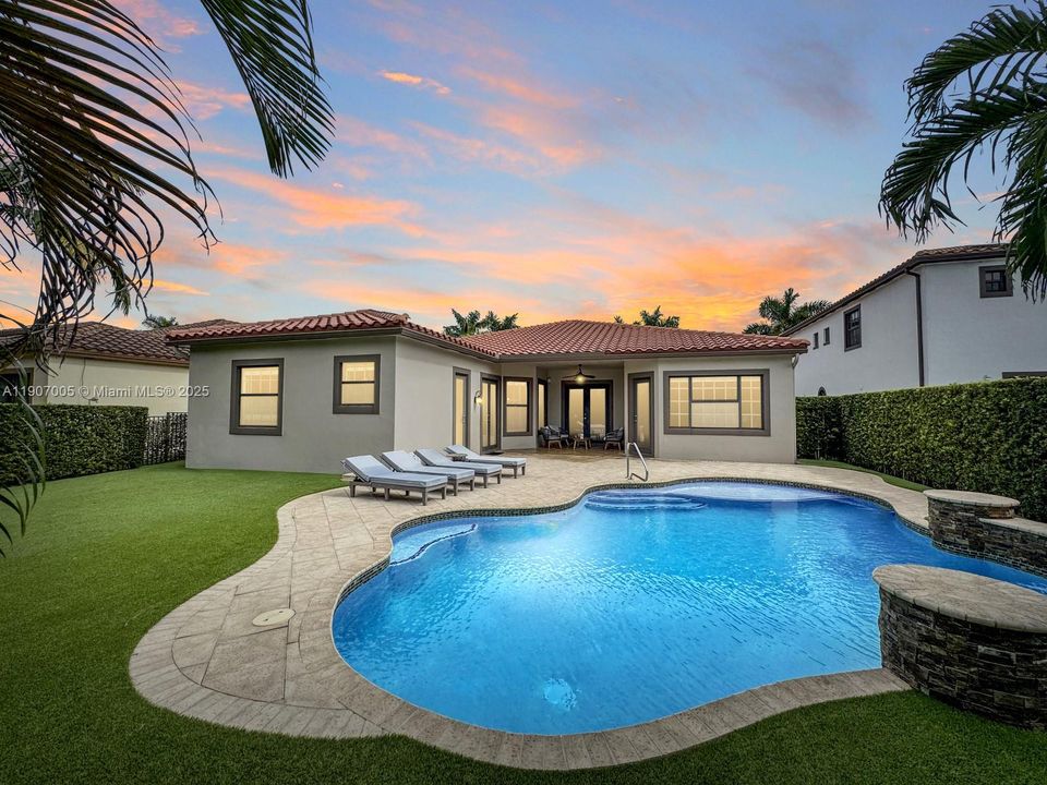 待售: $1,195,000 (4 贝兹, 3 浴室, 2480 平方英尺)