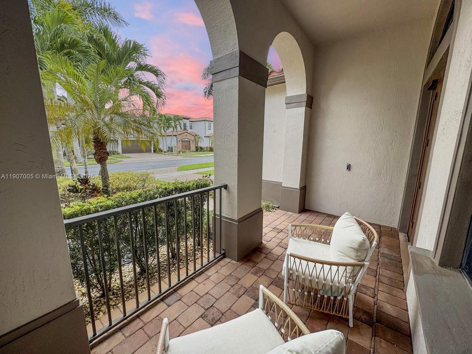 待售: $1,195,000 (4 贝兹, 3 浴室, 2480 平方英尺)