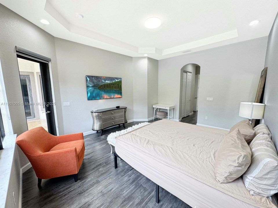 待售: $1,195,000 (4 贝兹, 3 浴室, 2480 平方英尺)