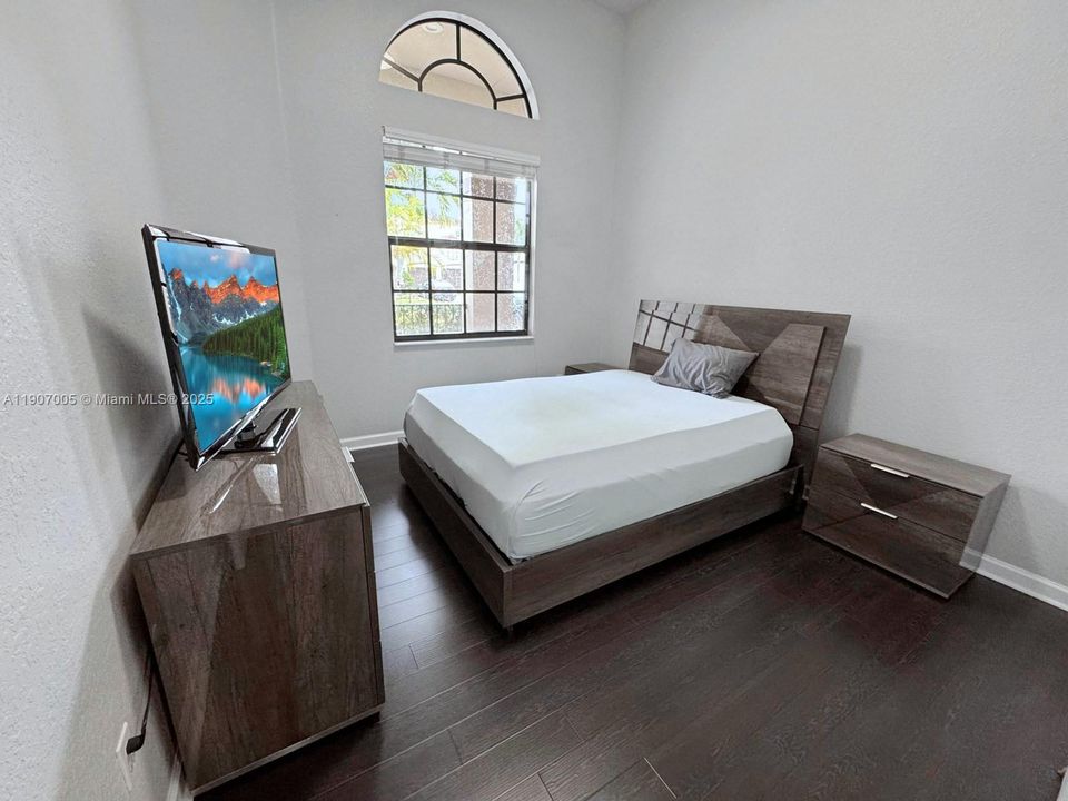 待售: $1,195,000 (4 贝兹, 3 浴室, 2480 平方英尺)