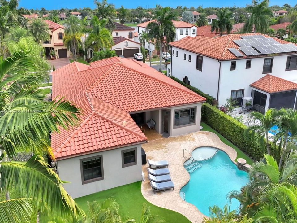 待售: $1,195,000 (4 贝兹, 3 浴室, 2480 平方英尺)