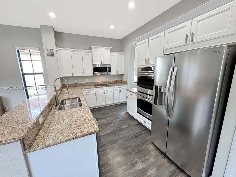 待售: $1,195,000 (4 贝兹, 3 浴室, 2480 平方英尺)