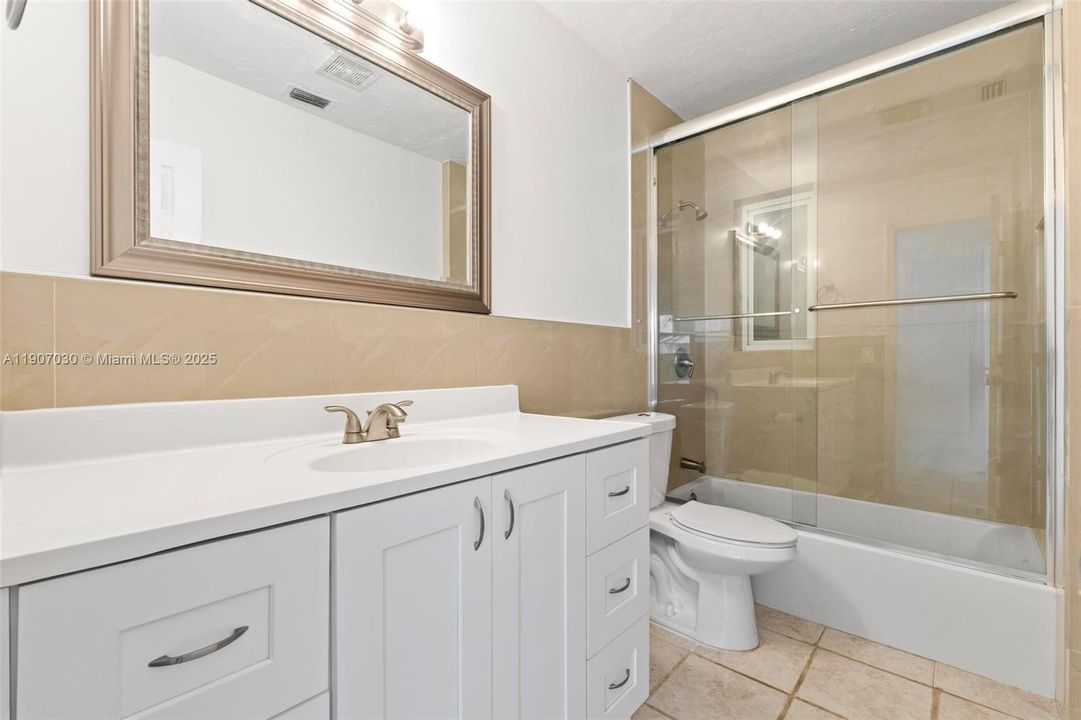 Active With Contract: $2,850 (3 beds, 2 baths, 1898 Square Feet)