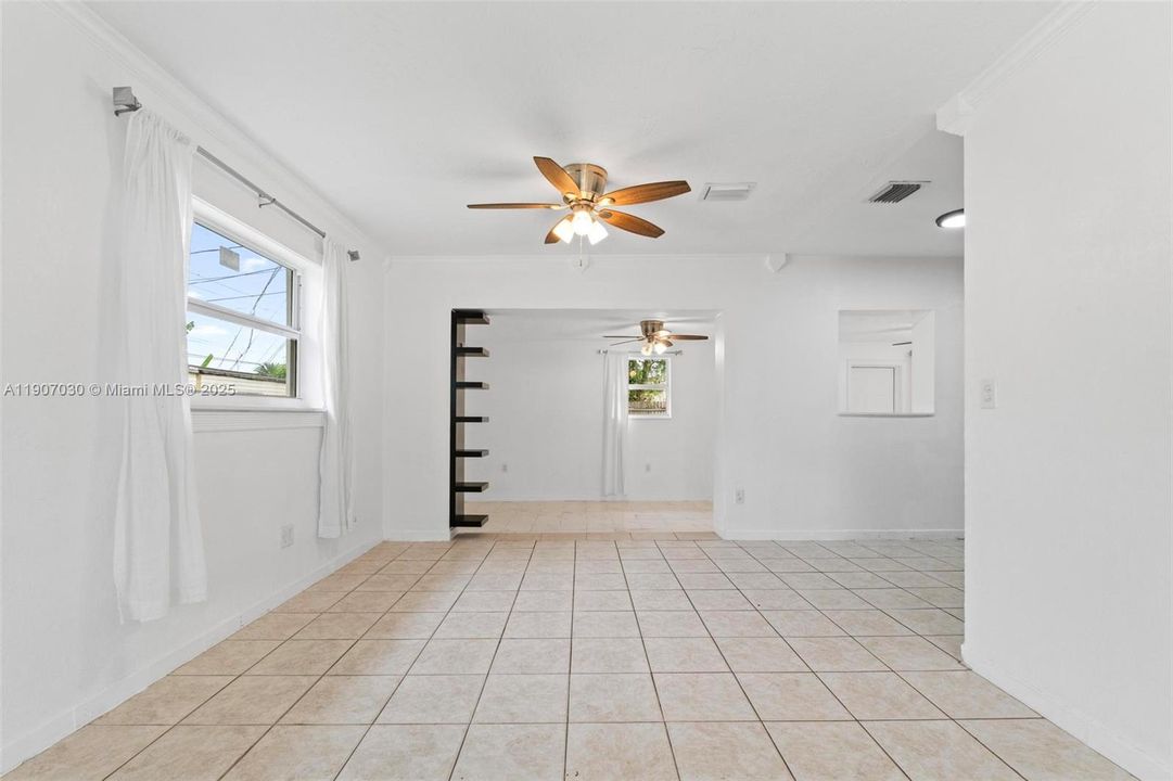 Active With Contract: $2,850 (3 beds, 2 baths, 1898 Square Feet)