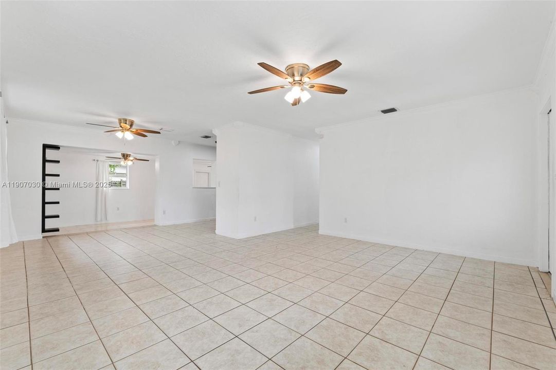 Active With Contract: $2,850 (3 beds, 2 baths, 1898 Square Feet)