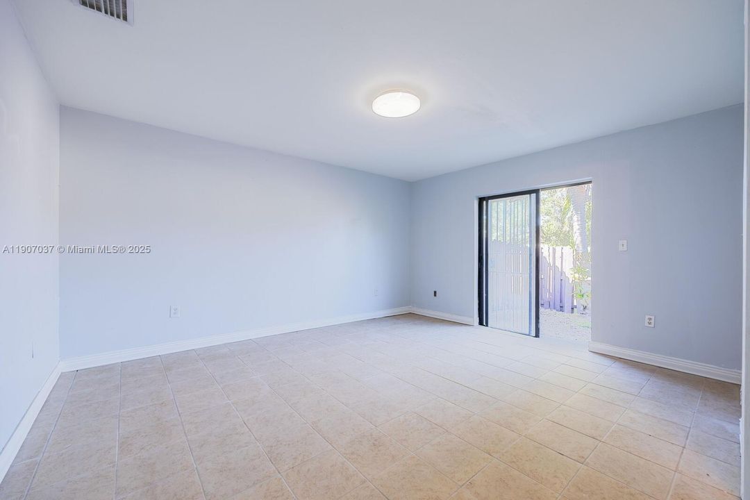 En Renta: $1,850 (2 camas, 1 baños, 920 Pies cuadrados)