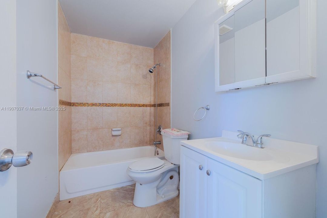 En Renta: $1,850 (2 camas, 1 baños, 920 Pies cuadrados)