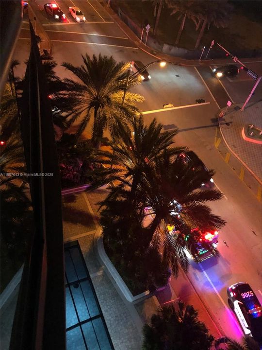 For Sale: $1,320,000 (2 beds, 2 baths, 1246 Square Feet)