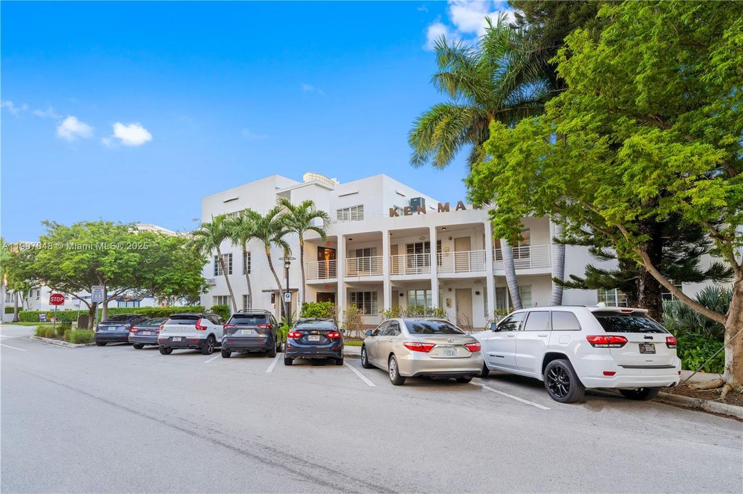 出租: $1,850 (0 贝兹, 1 浴室, 444 平方英尺)