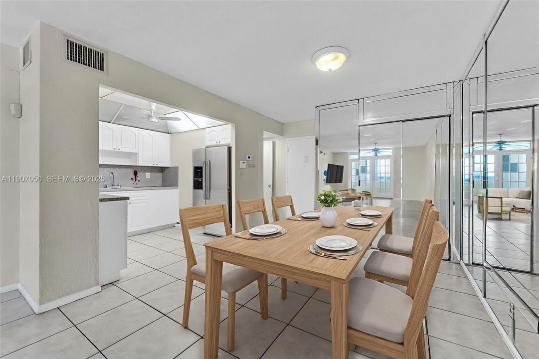 For Sale: $115,000 (1 beds, 1 baths, 800 Square Feet)