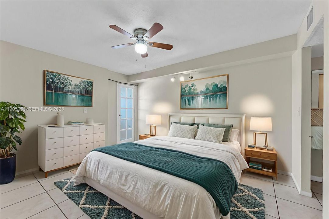 For Sale: $115,000 (1 beds, 1 baths, 800 Square Feet)