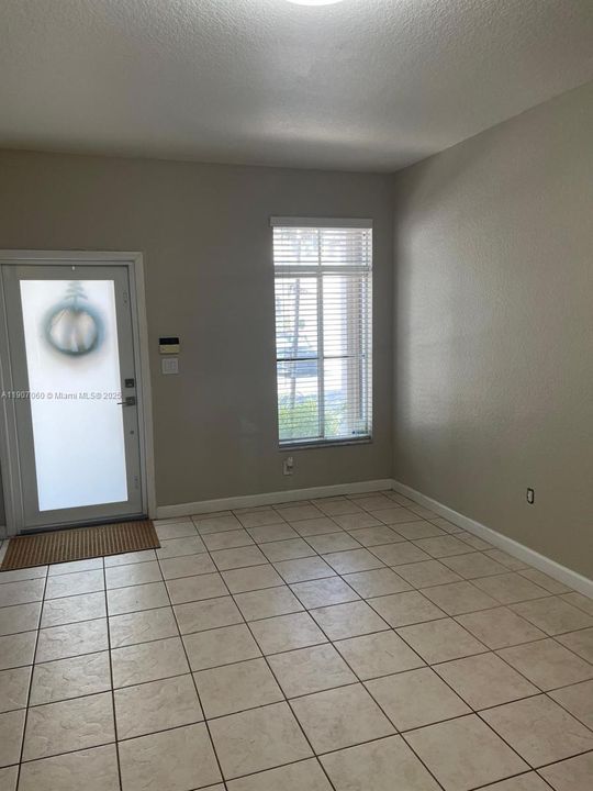 For Rent: $3,800 (4 beds, 3 baths, 1788 Square Feet)