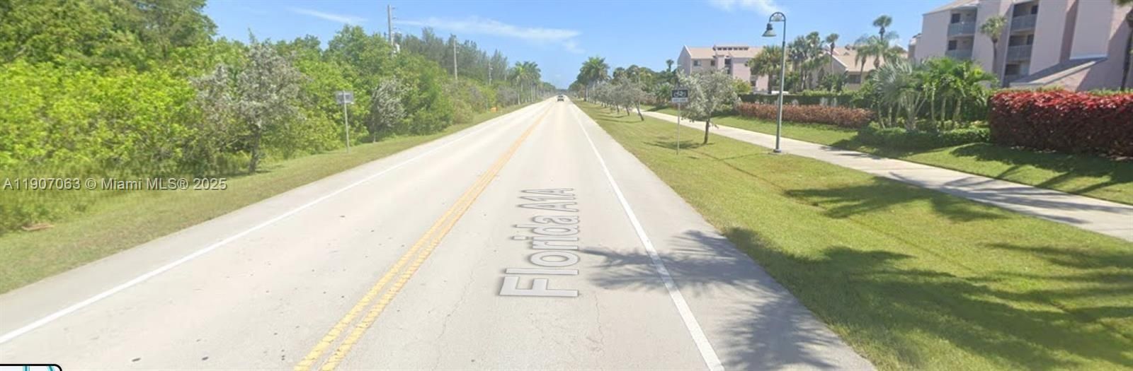 En Venta: $100,000 (0.35 acres)