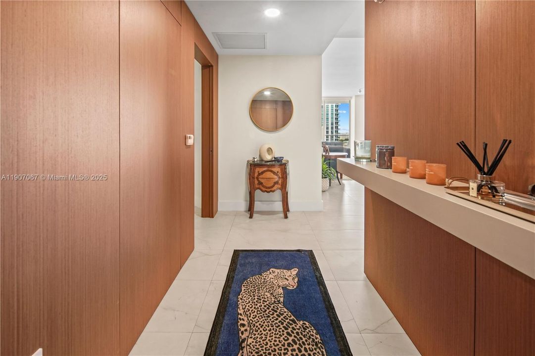 Activo con contrato: $1,149,000 (2 camas, 2 baños, 1817 Pies cuadrados)