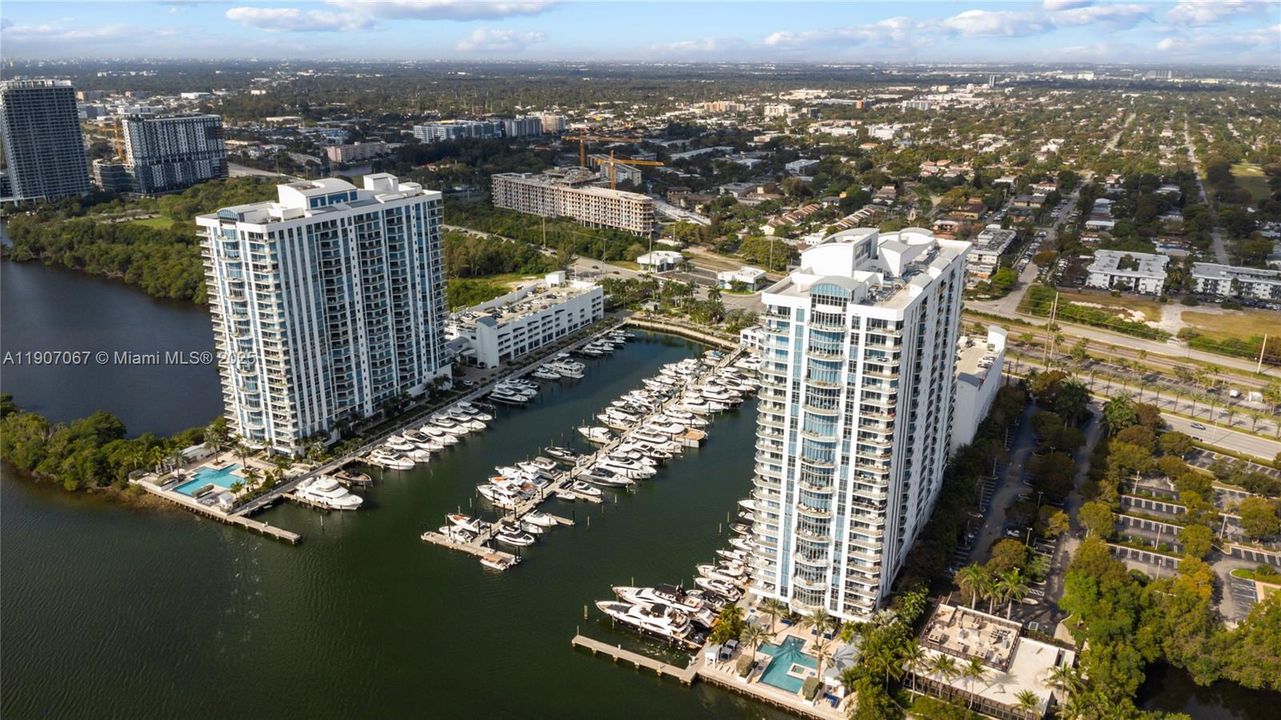 Activo con contrato: $1,149,000 (2 camas, 2 baños, 1817 Pies cuadrados)