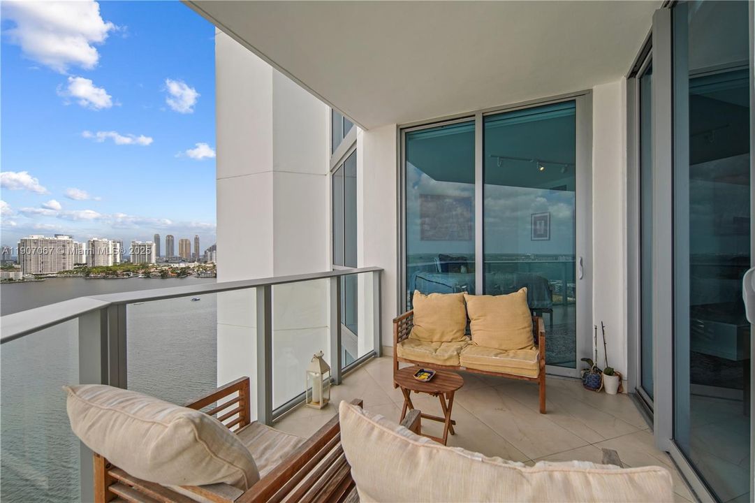 Activo con contrato: $1,149,000 (2 camas, 2 baños, 1817 Pies cuadrados)
