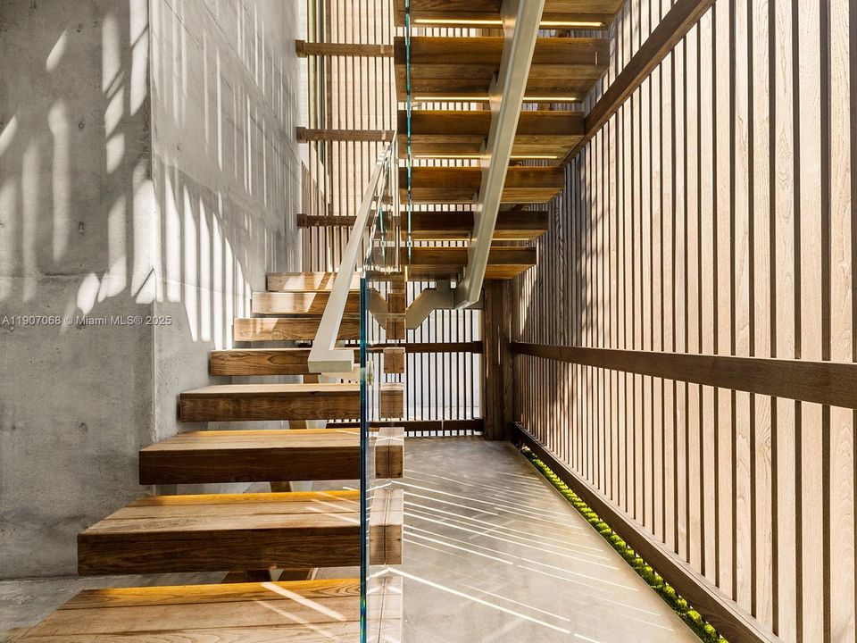 На продажу: $14,900,000 (5 спален, 6 ванн, 6367 Квадратных фут)