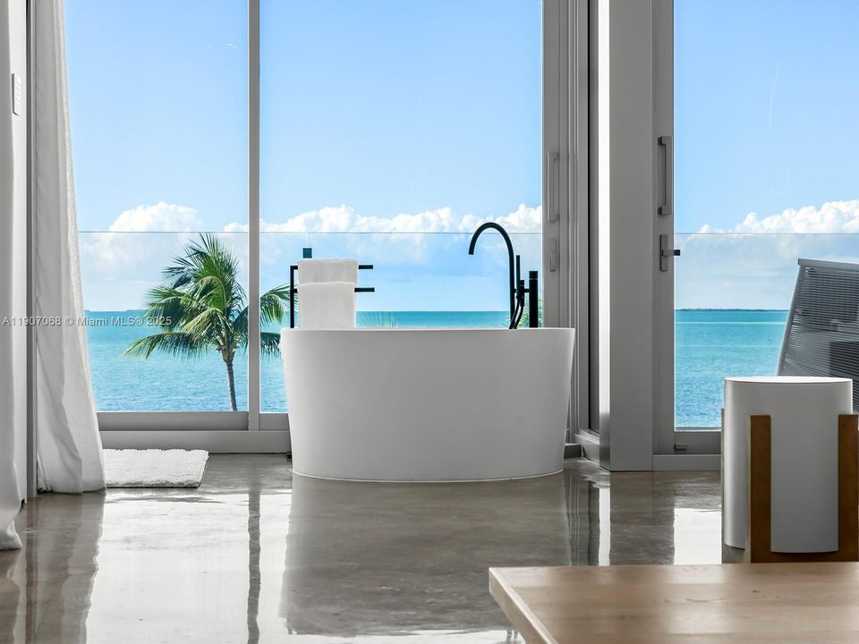 На продажу: $14,900,000 (5 спален, 6 ванн, 6367 Квадратных фут)