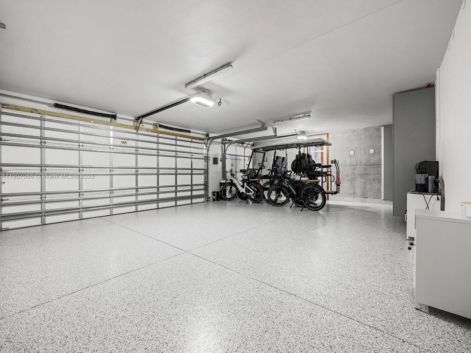 На продажу: $14,900,000 (5 спален, 6 ванн, 6367 Квадратных фут)