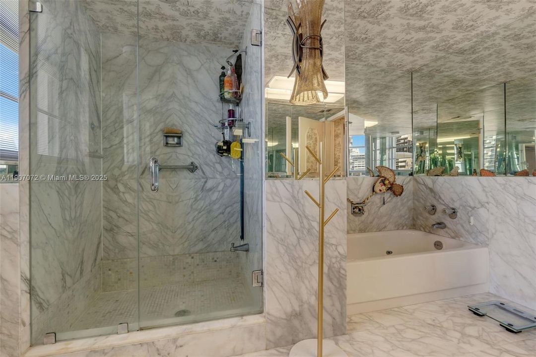 Active With Contract: $1,190,000 (3 beds, 3 baths, 2950 Square Feet)