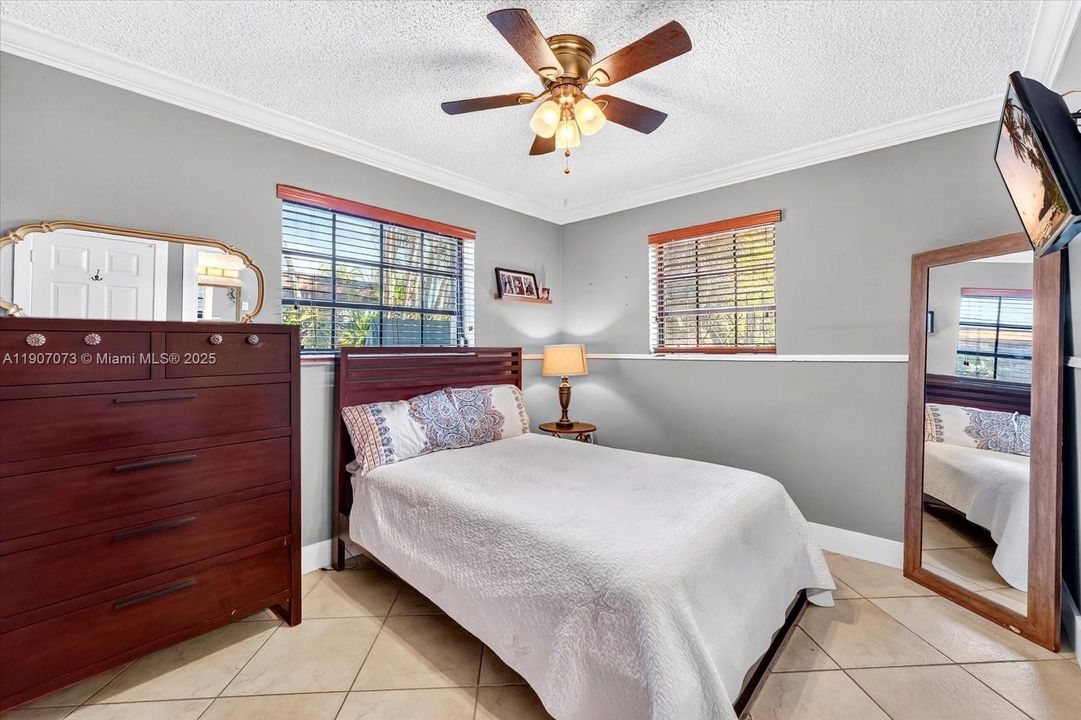 For Sale: $780,000 (4 beds, 2 baths, 1638 Square Feet)