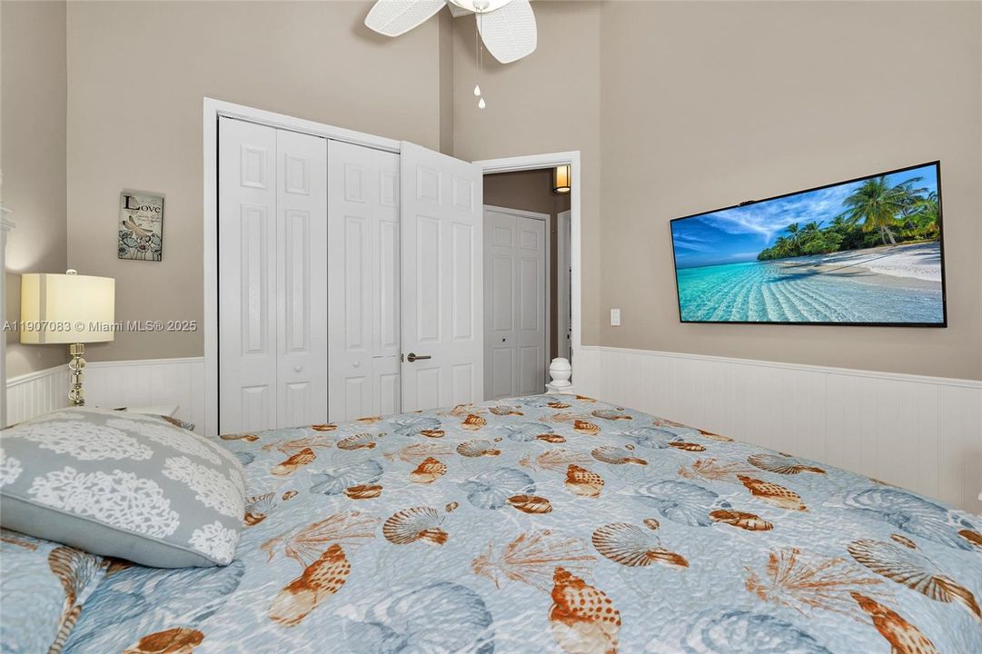 En Venta: $1,599,000 (4 camas, 3 baños, 2203 Pies cuadrados)