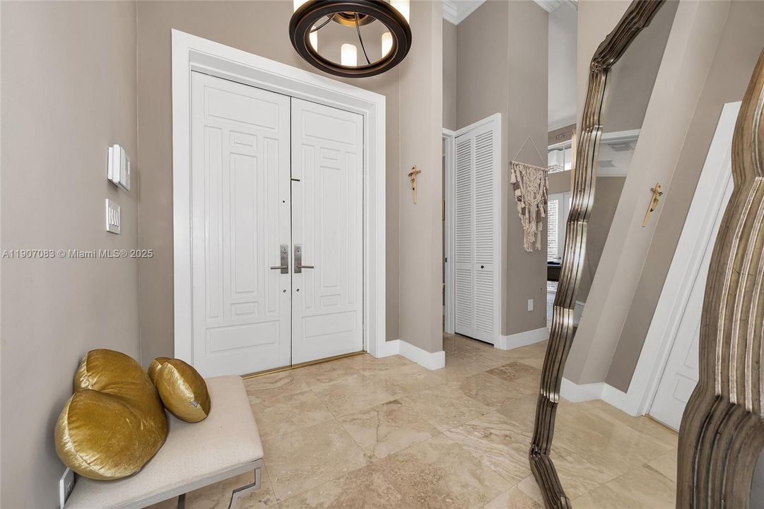 En Venta: $1,599,000 (4 camas, 3 baños, 2203 Pies cuadrados)