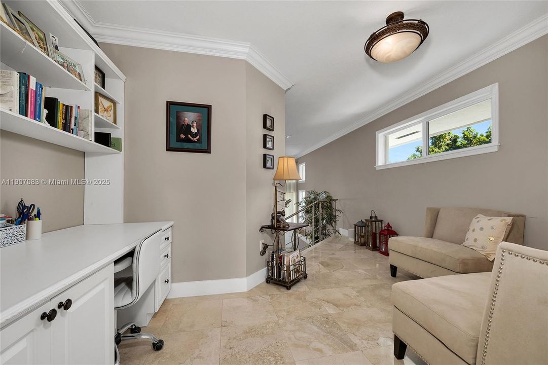 En Venta: $1,599,000 (4 camas, 3 baños, 2203 Pies cuadrados)