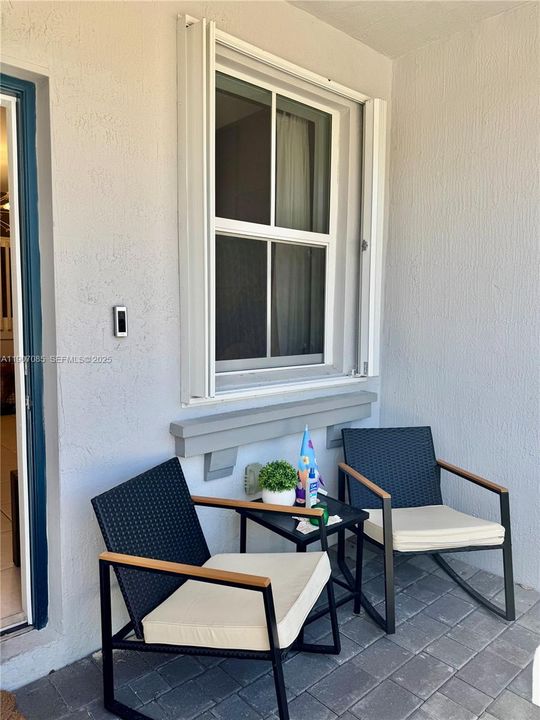 出租: $2,900 (3 贝兹, 2 浴室, 1695 平方英尺)