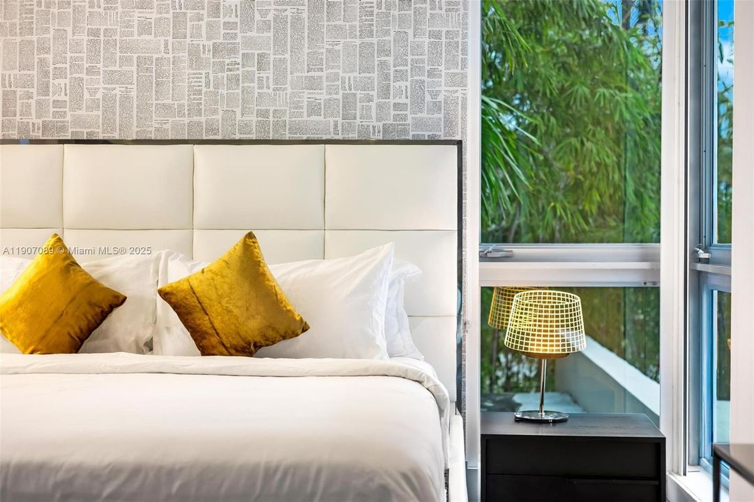 For Rent: $60,000 (7 beds, 6 baths, 7674 Square Feet)