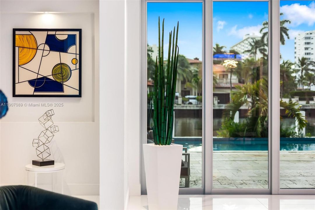 For Rent: $60,000 (7 beds, 6 baths, 7674 Square Feet)