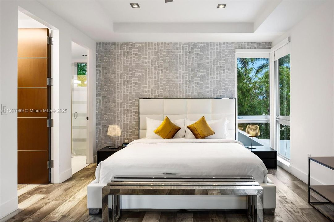 For Rent: $60,000 (7 beds, 6 baths, 7674 Square Feet)