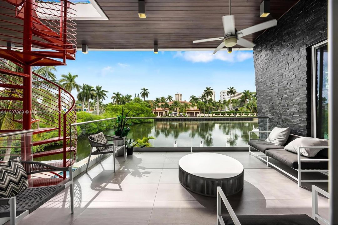 For Rent: $60,000 (7 beds, 6 baths, 7674 Square Feet)